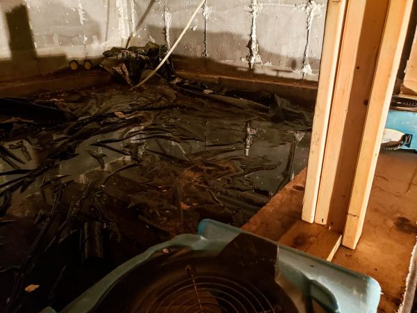 Crawl Space Water Extraction
